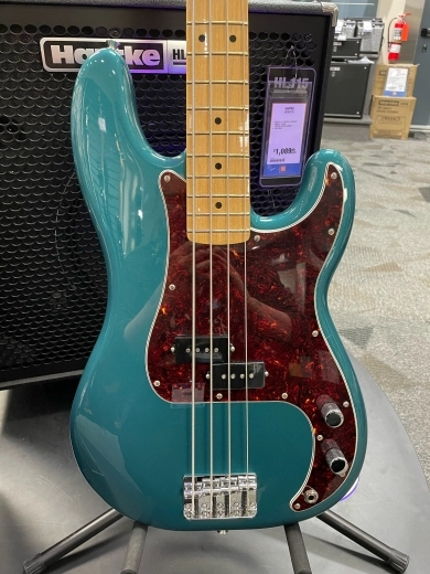 FENDER PLAYER PRECISION BASS MAPLE FINGERBOARD LIMITED-EDITION OCEAN TURQUOISE